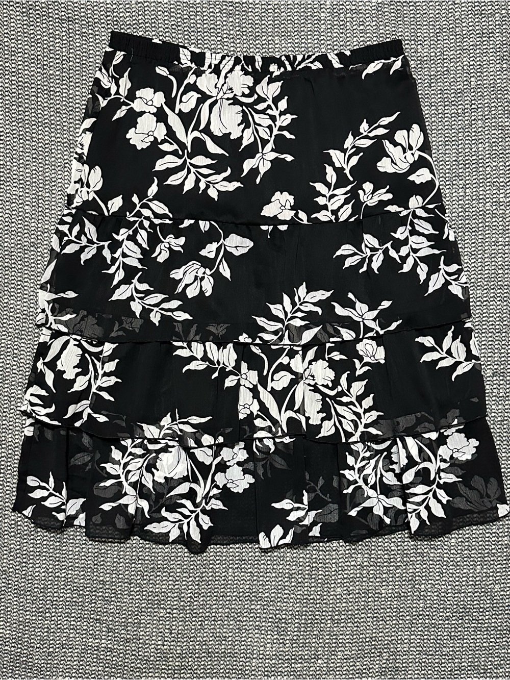 Kim Rogers Black and White Floral Tiered Skirt